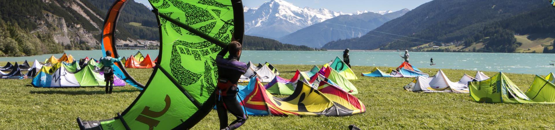 Kitesurfen am Reschensee