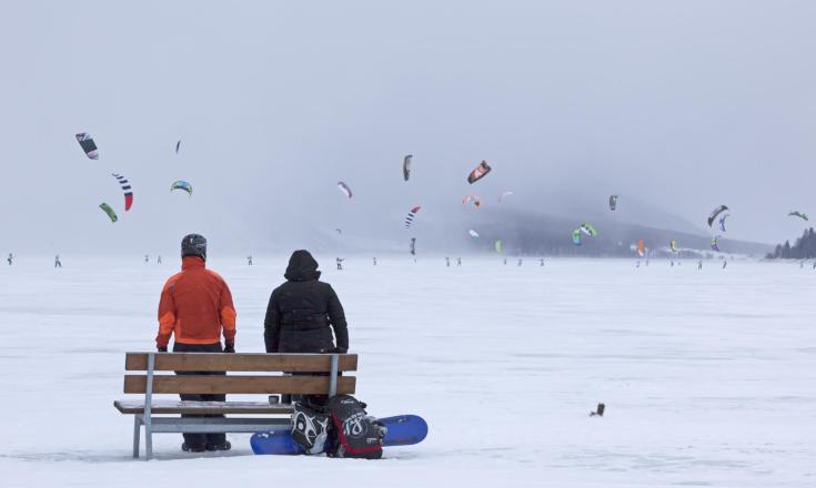 Snowkiting at Lake Resia